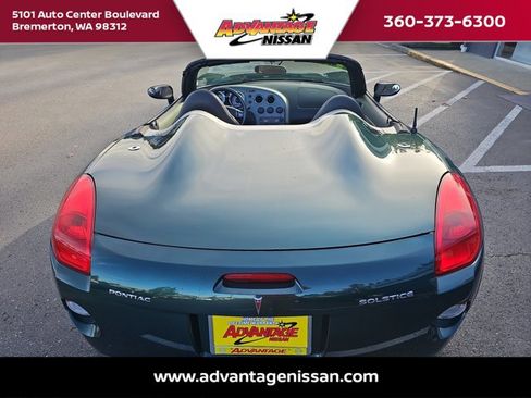 Used 2006 Pontiac Solstice Convertible w/ Premium Package image 10
