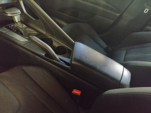 Used 2023 Hyundai Elantra SEL FWD image 26