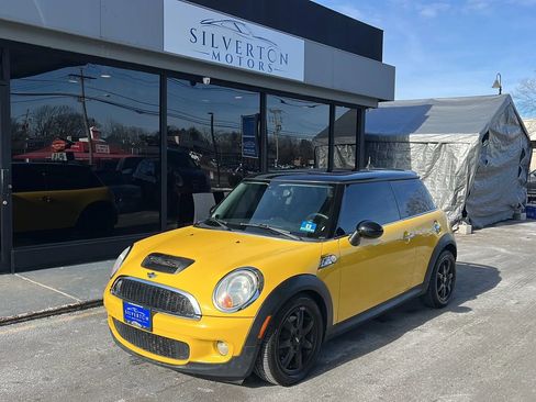Used 2008 MINI Cooper S image 1
