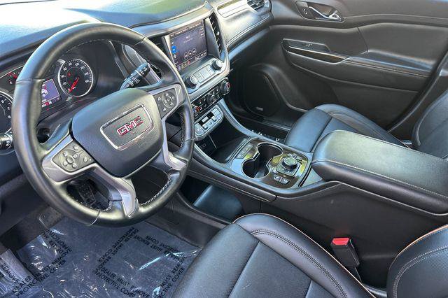 Used 2023 GMC Acadia AT4 w/ Preferred Package AWD/4WD image 10