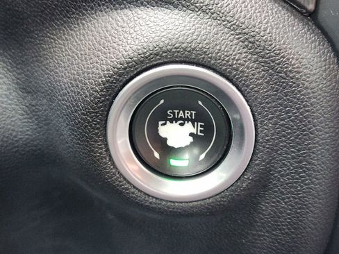 Used 2021 GMC Sierra 1500 AT4 w/ AT4 Premium Package AWD/4WD image 26