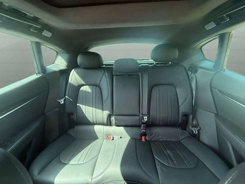 Certified 2023 Maserati Levante GT AWD/4WD image 31