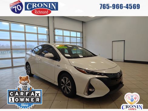 Used 2019 Toyota Prius Prime Advanced image 1