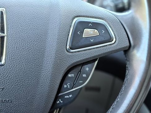 Used 2019 Lincoln MKC Select w/ Select Plus Package image 18