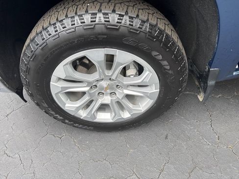 Certified 2024 Chevrolet Silverado 1500 LTZ image 18