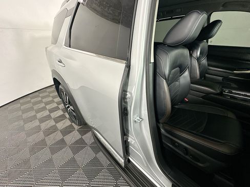 Used 2024 Nissan Pathfinder Platinum w/ Cargo Package AWD/4WD image 28
