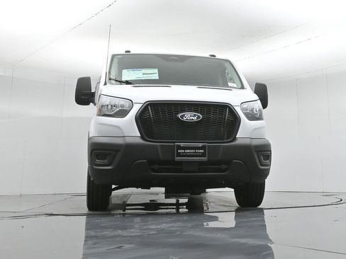 New 2026 Ford Transit 350 Low Roof RWD image 43