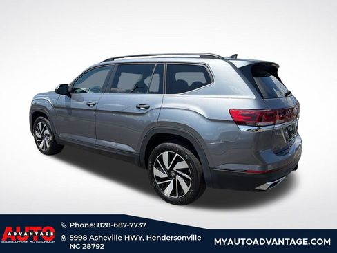 Used 2025 Volkswagen Atlas SE AWD/4WD image 5