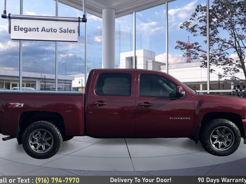 Used 2013 Chevrolet Silverado 1500 LTZ w/ LTZ Plus Package image 4