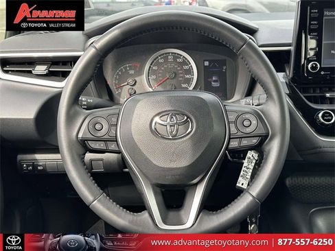 Used 2022 Toyota Corolla SE image 19