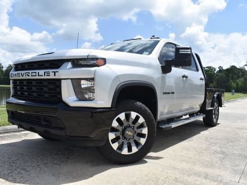Used 2022 Chevrolet Silverado 2500 Custom w/ Custom Value Package AWD/4WD image 11