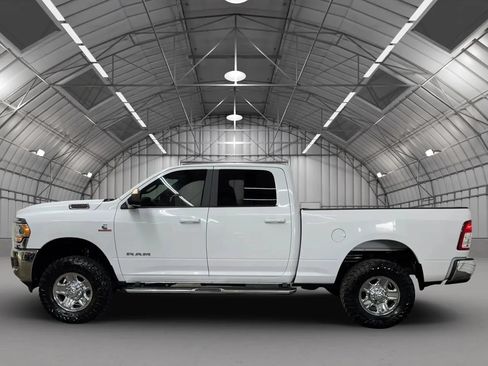 Used 2021 RAM 2500 Big Horn AWD/4WD image 2