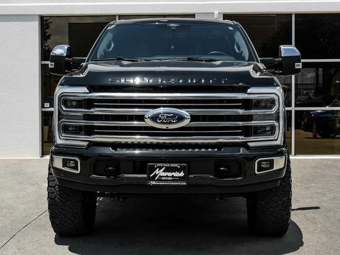 Used 2025 Ford F350 Platinum w/ Platinum Plus Package AWD/4WD image 5