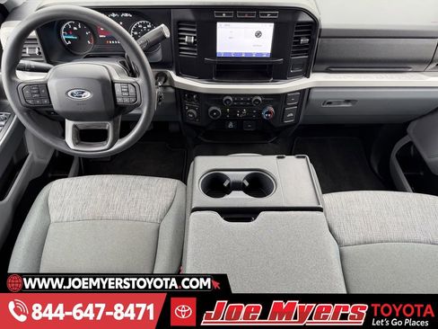 Used 2024 Ford F250 XLT image 12