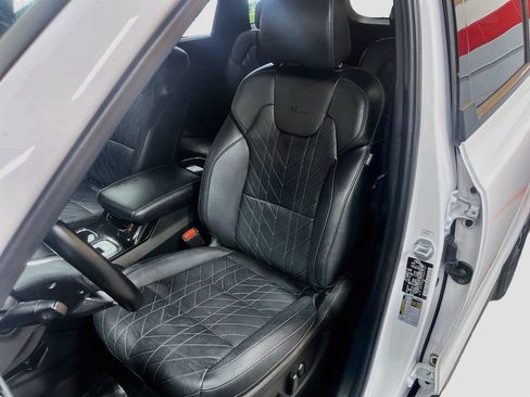 Used 2023 Kia Telluride EX X-Line AWD/4WD image 19