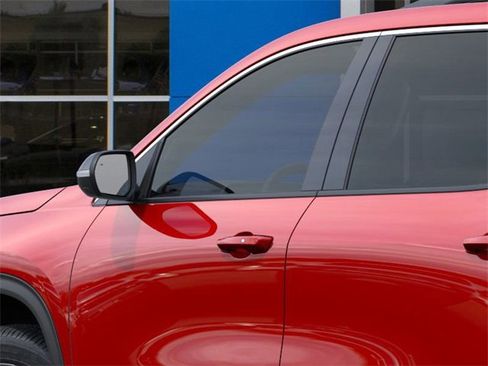 New 2026 Chevrolet Traverse LT w/ Sun and Wheel Package image 13