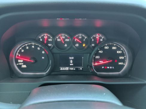 Used 2025 Chevrolet Silverado 1500 W/T w/ WT Value Package AWD/4WD image 26