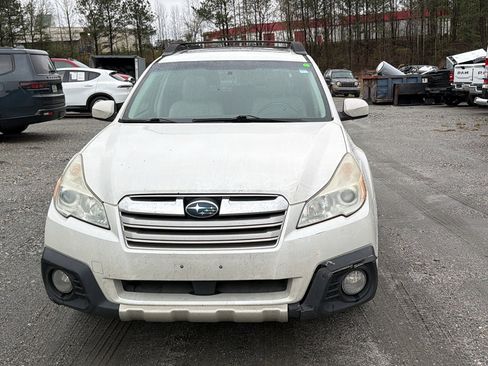 Used 2013 Subaru Outback 2.5i Limited w/ Moonroof Pkg image 3