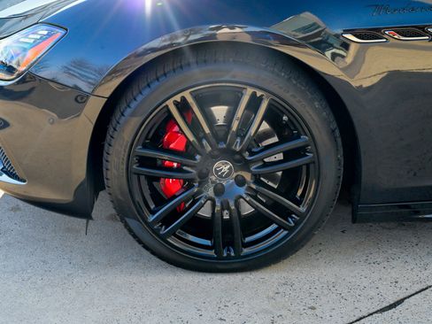 Certified 2022 Maserati Ghibli Modena Q4 image 9