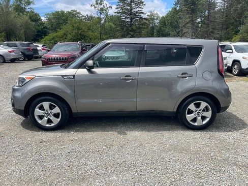 Used 2017 Kia Soul FWD image 8