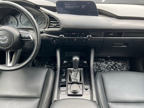 Used 2024 MAZDA MAZDA3 s FWD image 3