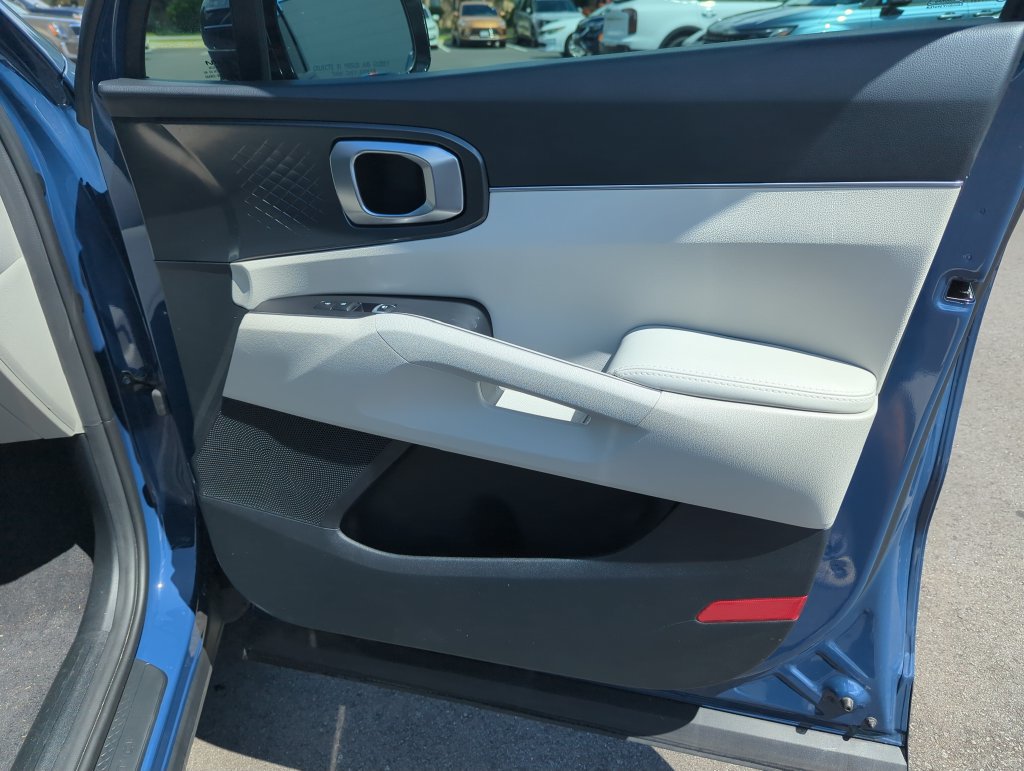 Used 2025 Kia Sorento S w/ Panoramic Sunroof Package FWD image 33