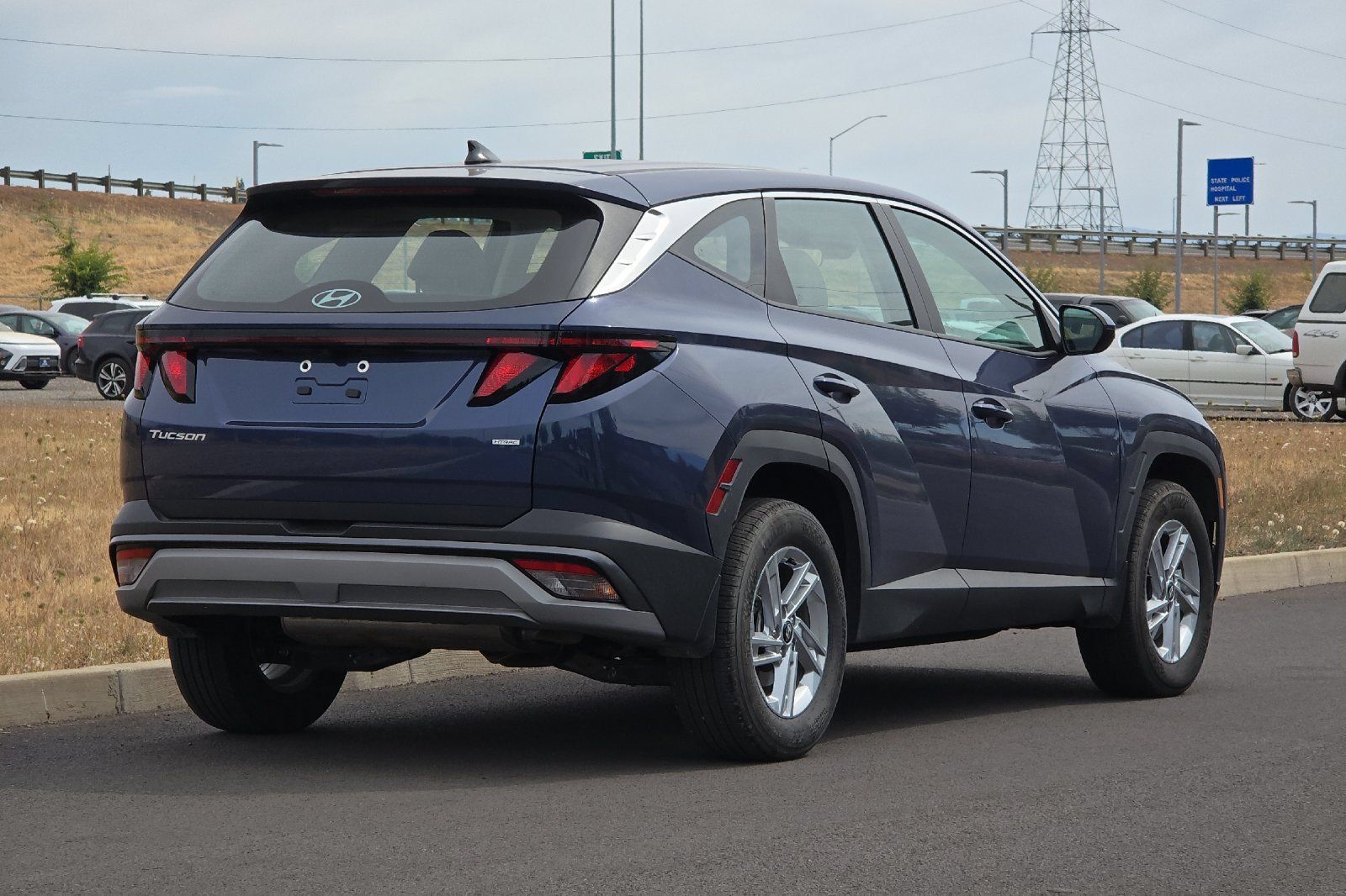 New 2026 Hyundai Tucson SE AWD/4WD image 3