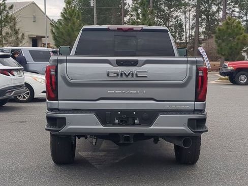 New 2026 GMC Sierra 2500 Denali Ultimate image 7