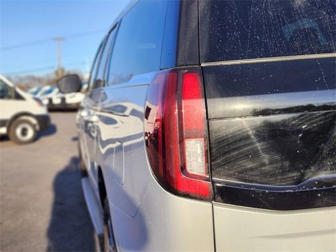 New 2025 Ford Expedition Max Active image 6