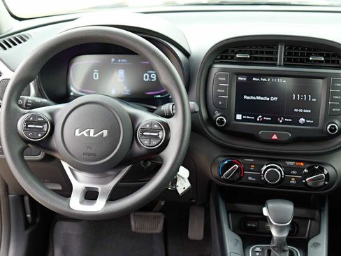 Certified 2024 Kia Soul LX w/ Option Group 015 image 27