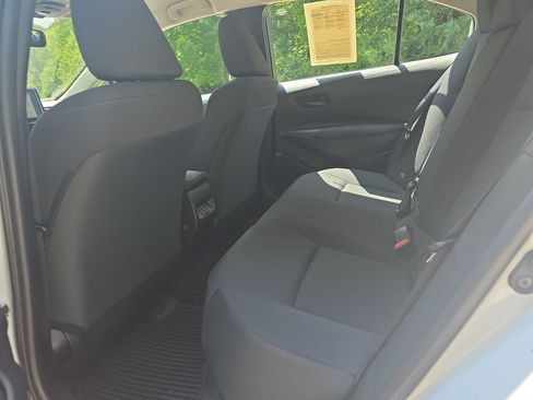 Used 2024 Toyota Corolla LE FWD image 13