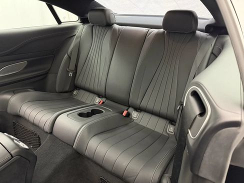 Used 2018 Mercedes-Benz E 400 4MATIC Coupe image 39