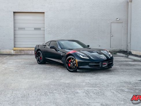 Used 2014 Chevrolet Corvette Stingray Coupe w/ 2LT Preferred Equipment Group image 39