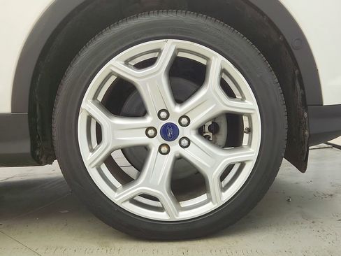 Used 2017 Ford Escape Titanium w/ Equipment Group 301A image 40