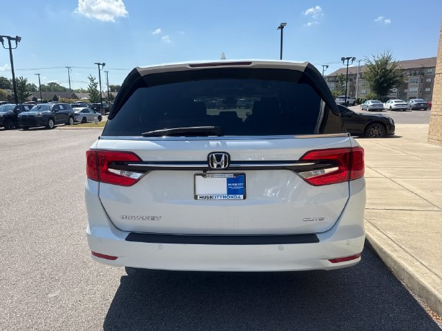 Used 2022 Honda Odyssey Elite image 4