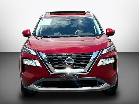 Used 2021 Nissan Rogue SV w/ Premium Package AWD/4WD image 2