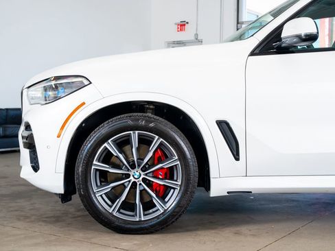 Used 2022 BMW X5 xDrive40i w/ M Sport Package AWD/4WD image 9
