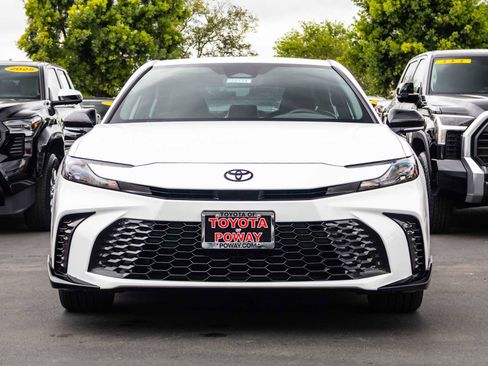 Certified 2026 Toyota Camry Hybrid w/ Convenience Package FWD image 2