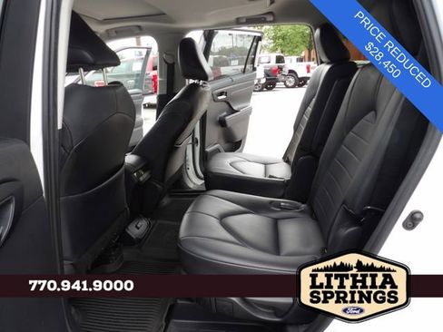 Used 2021 Toyota Highlander XLE AWD/4WD image 29