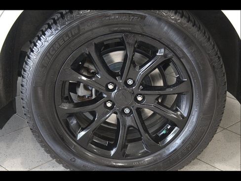 Used 2020 Chevrolet Equinox LT AWD/4WD image 12