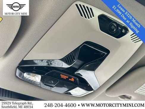 Certified 2025 MINI Cooper S image 32