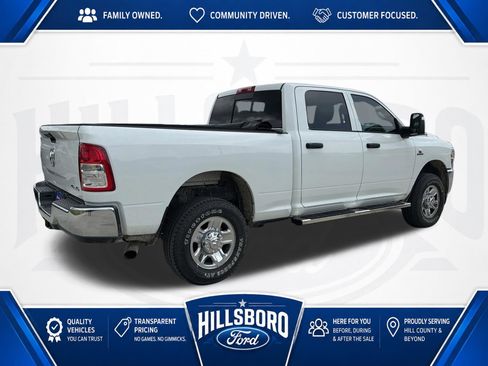 Used 2024 RAM 2500 Tradesman w/ Chrome Appearance Group AWD/4WD image 7