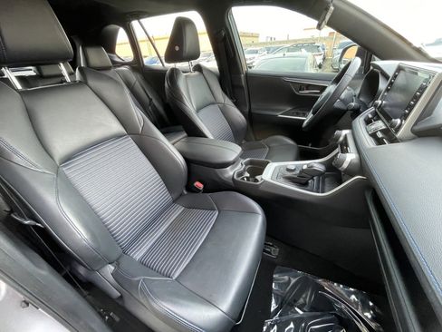 Used 2020 Toyota RAV4 XSE w/ XSE Grade Weather Package image 22