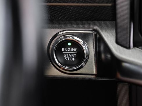 Used 2021 Ford F150 Platinum w/ Equipment Group 701A High AWD/4WD image 19