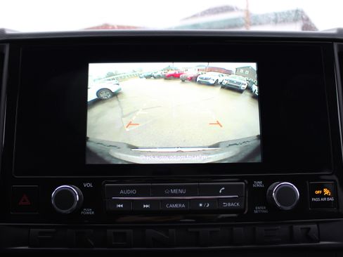 Certified 2025 Nissan Frontier S image 20