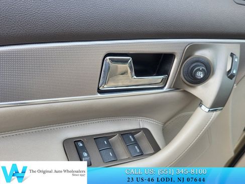 Used 2011 Lincoln MKX 2WD image 14