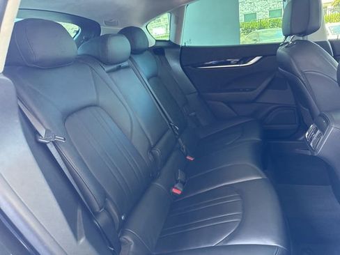 Certified 2022 Maserati Levante GT AWD/4WD image 18