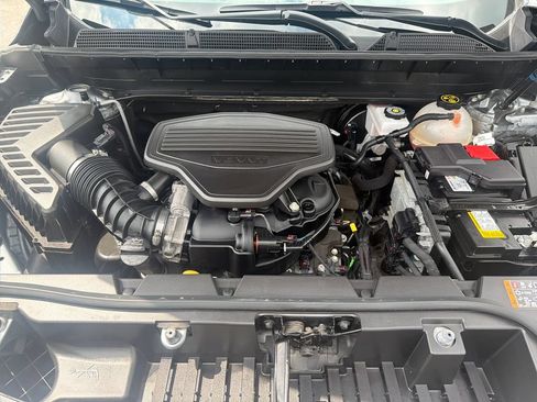 Used 2023 GMC Acadia Denali w/ Denali Ultimate Package FWD image 25