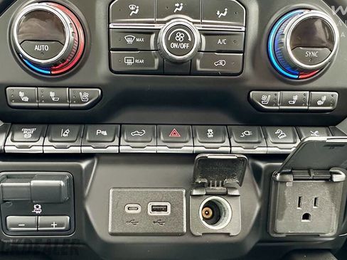 Used 2022 Chevrolet Silverado 3500 High Country w/ Safety Package II image 26