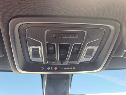 Used 2022 Chevrolet Silverado 2500 High Country image 26